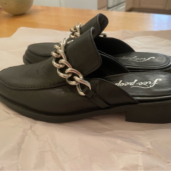 Free People leather loafers with chain Size 8 - Picture 5 of 5